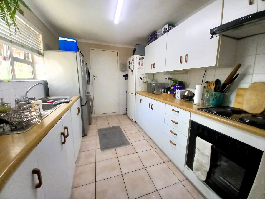 To Let 2 Bedroom Property for Rent in Goedemoed Western Cape